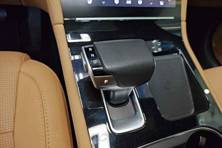 Used Li Auto ONE 2021 Extended-Range 6-Seater Version Gear Lever