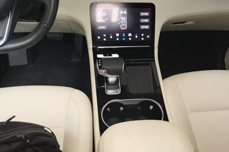 Used Li Auto ONE 2021 Extended-Range 6-Seater Version Gear Lever
