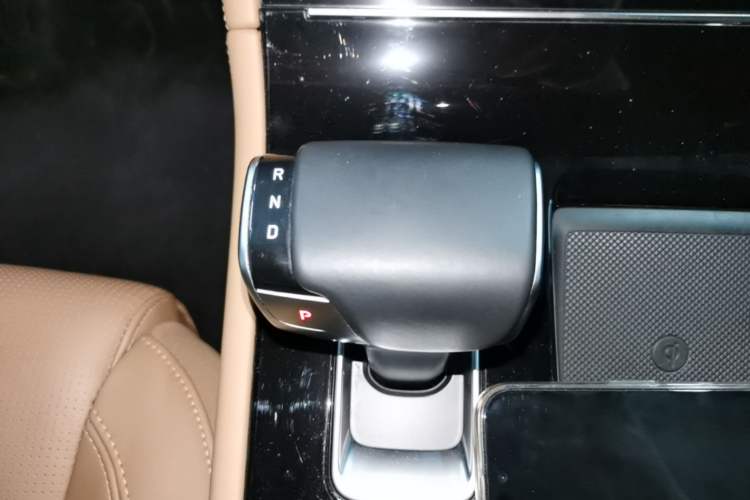 Used Li Auto ONE 2021 Extended-Range 6-Seater Version Gear Lever