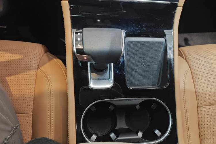 Used Li Auto ONE 2021 Extended-Range 6-Seater Version Gear Lever