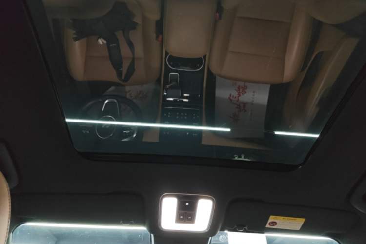 Used Li Auto ONE 2021 Extended-Range 6-Seater Version Headliner