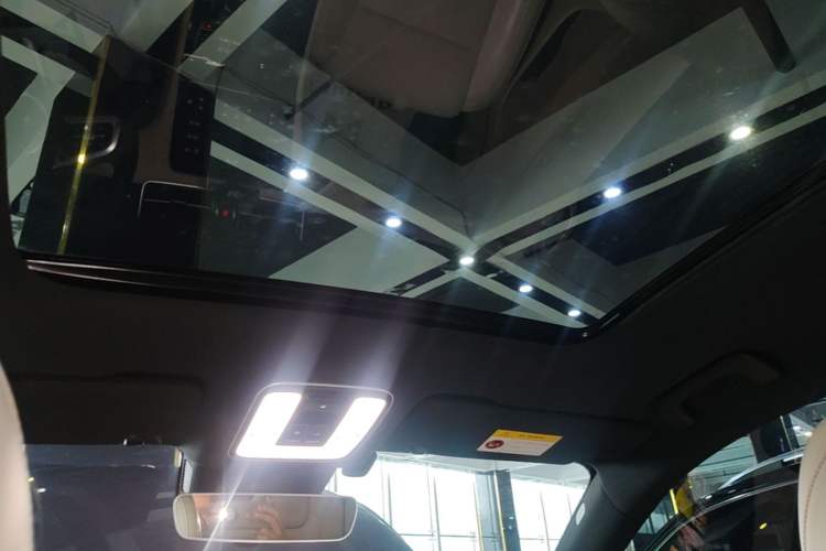 Used Li Auto ONE 2021 Extended-Range 6-Seater Version Headliner