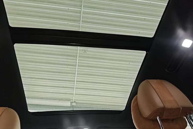 Used Li Auto ONE 2021 Extended-Range 6-Seater Version Headliner