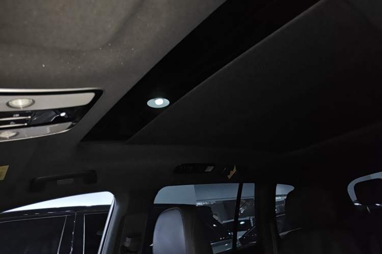 Used Li Auto ONE 2021 Extended-Range 6-Seater Version Headliner