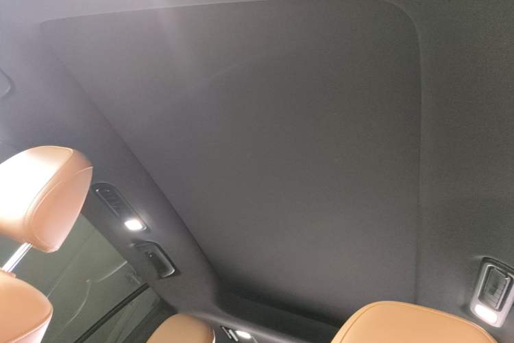 Used Li Auto ONE 2021 Extended-Range 6-Seater Version Headliner