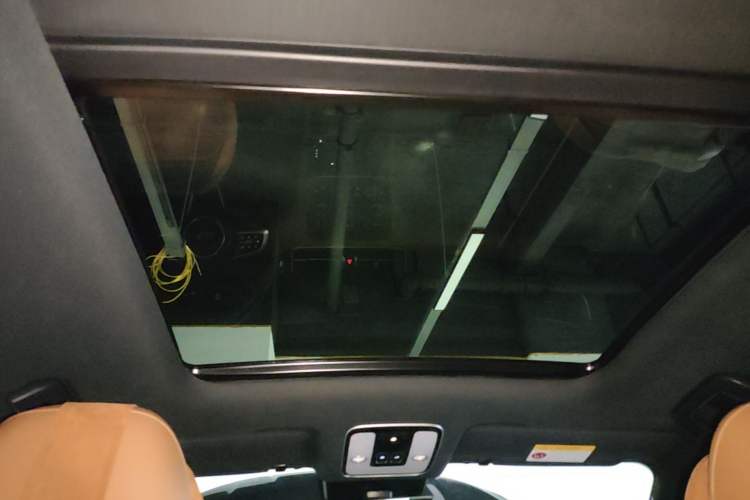 Used Li Auto ONE 2021 Extended-Range 6-Seater Version Headliner