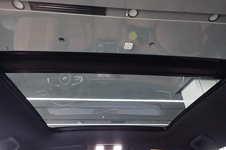 Used Li Auto ONE 2021 Extended-Range 6-Seater Version Headliner
