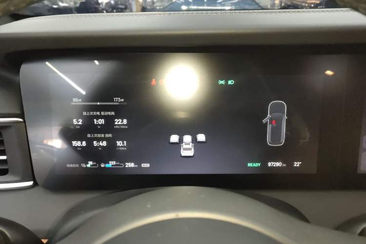 Used Li Auto ONE 2021 Extended-Range 6-Seater Version Instrument Cluster