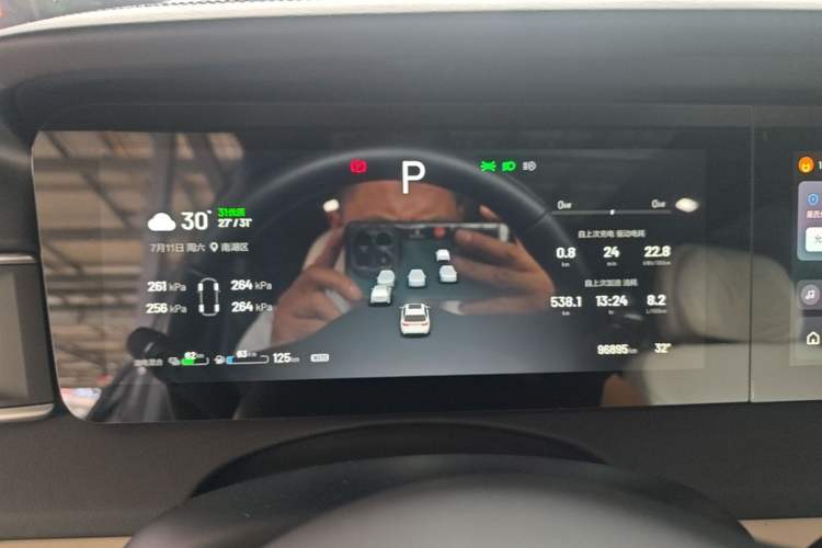 Used Li Auto ONE 2021 Extended-Range 6-Seater Version Instrument Cluster