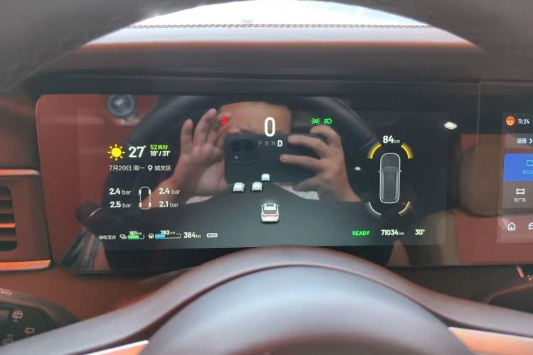 Used Li Auto ONE 2021 Extended-Range 6-Seater Version Instrument Cluster