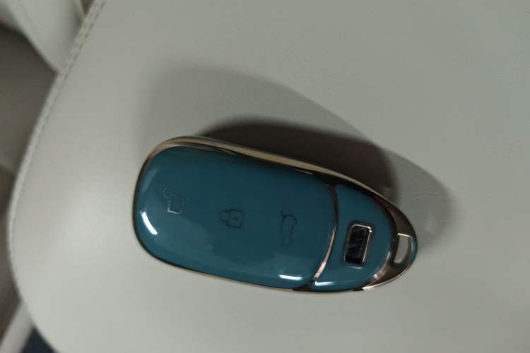 Used Li Auto ONE 2021 Extended-Range 6-Seater Version Interior 1