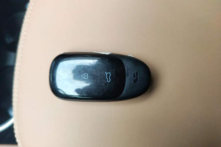 Used Li Auto ONE 2021 Extended-Range 6-Seater Version Interior 1