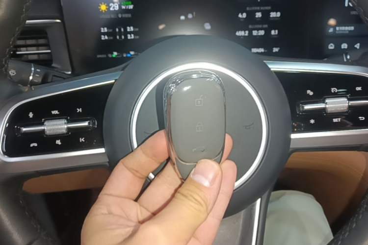 Used Li Auto ONE 2021 Extended-Range 6-Seater Version Interior 1