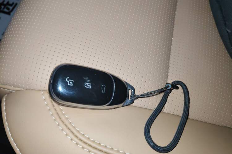 Used Li Auto ONE 2021 Extended-Range 6-Seater Version Interior 1