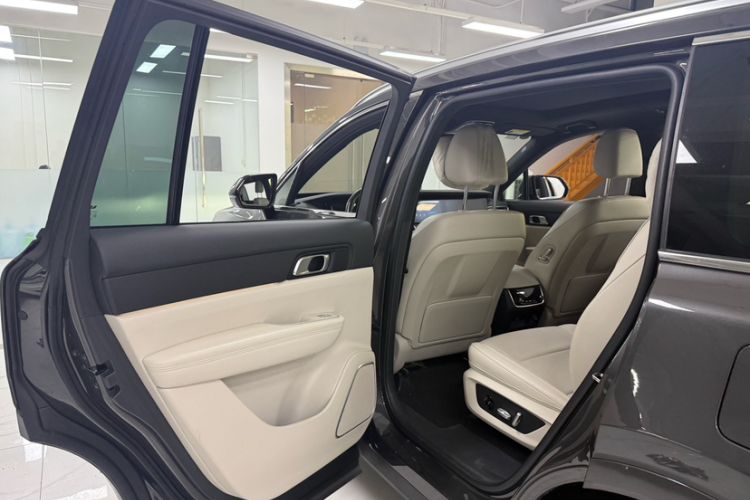Used Li Auto ONE 2021 Extended-Range 6-Seater Version Interior 1