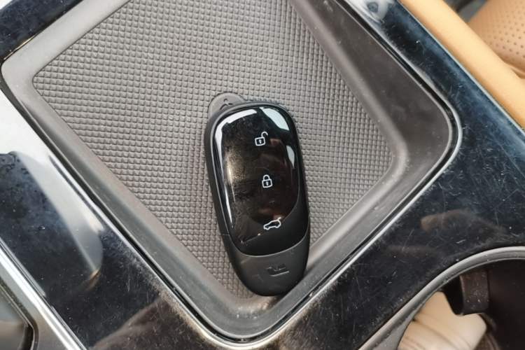 Used Li Auto ONE 2021 Extended-Range 6-Seater Version Interior 1