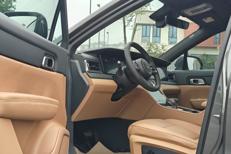 Used Li Auto ONE 2021 Extended-Range 6-Seater Version Interior 1