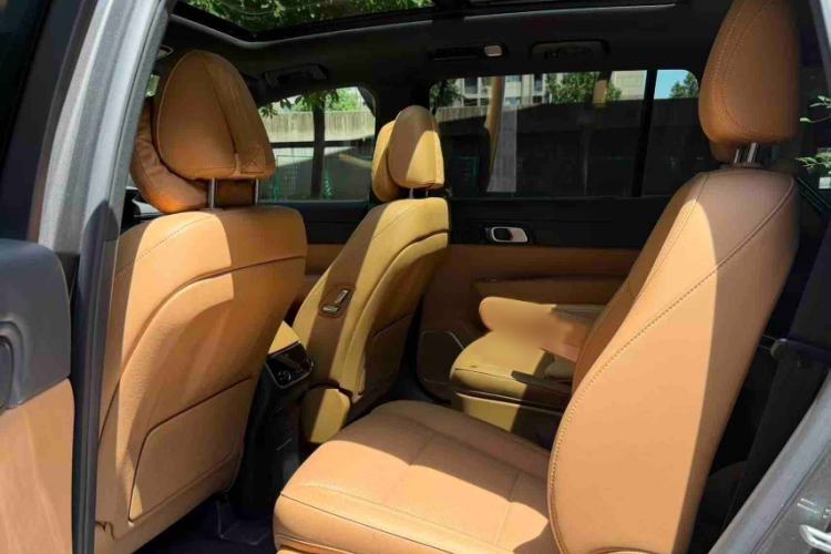 Used Li Auto ONE 2021 Extended-Range 6-Seater Version Interior 11