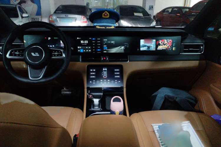 Used Li Auto ONE 2021 Extended-Range 6-Seater Version Interior 2