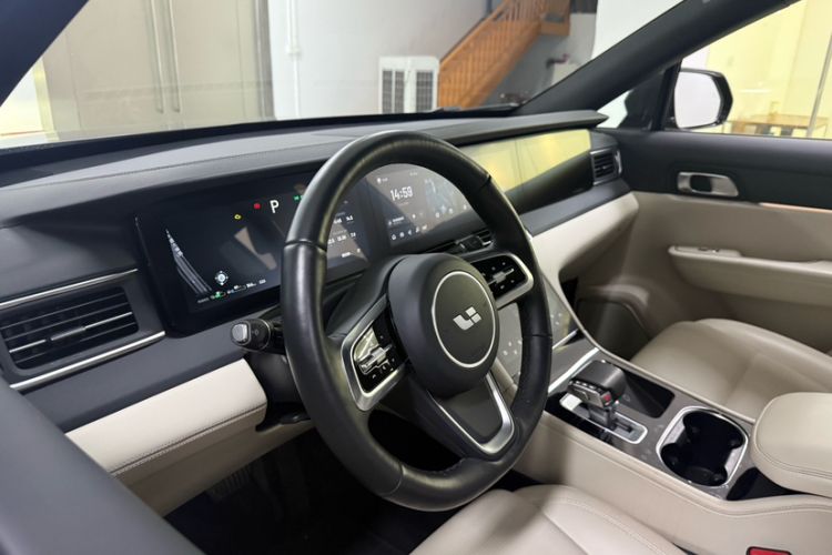 Used Li Auto ONE 2021 Extended-Range 6-Seater Version Interior 3