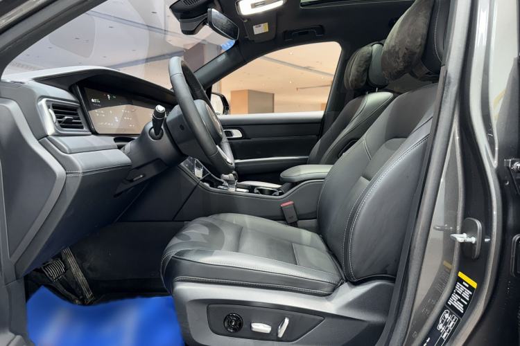 Used Li Auto ONE 2021 Extended-Range 6-Seater Version Interior 3