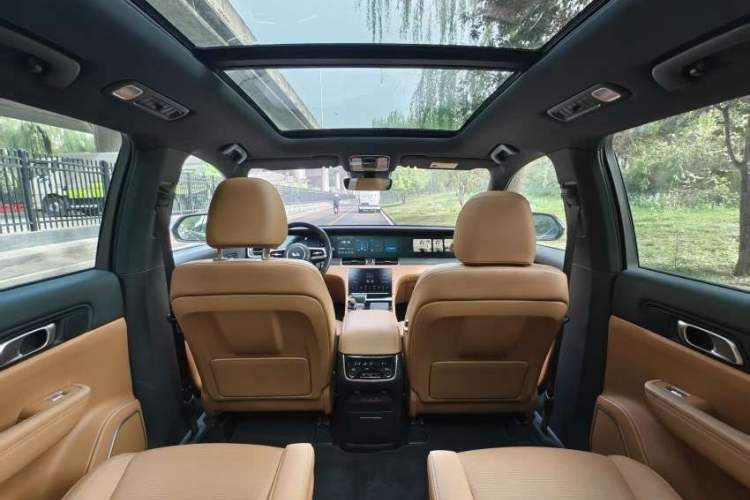 Used Li Auto ONE 2021 Extended-Range 6-Seater Version Interior 3