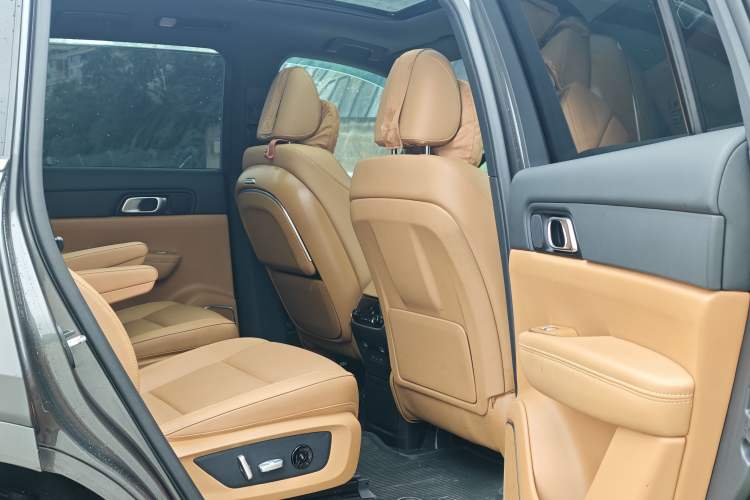 Used Li Auto ONE 2021 Extended-Range 6-Seater Version Interior 3