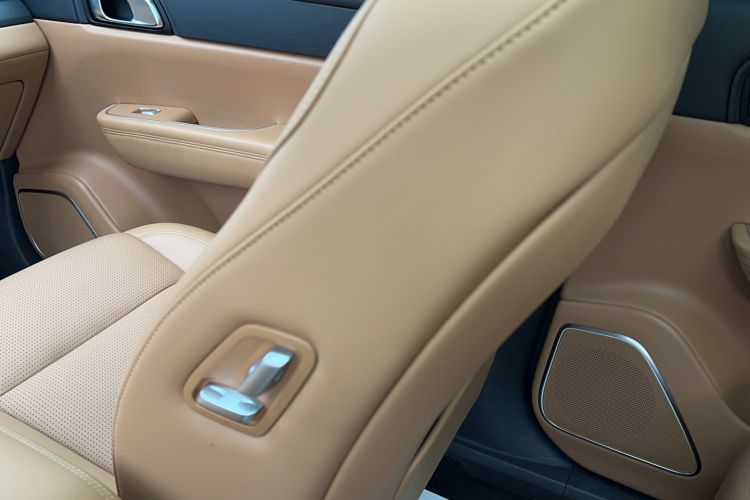 Used Li Auto ONE 2021 Extended-Range 6-Seater Version Interior 3