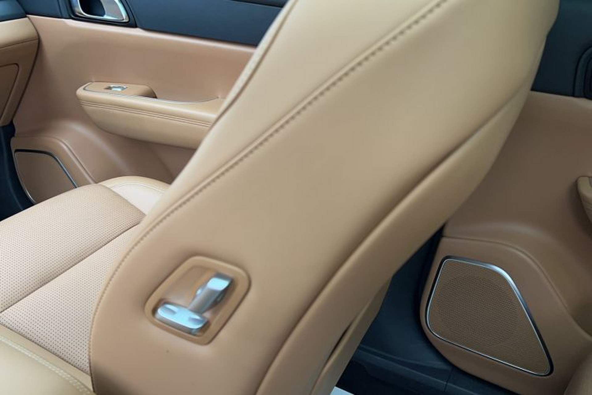 Used Li Auto ONE 2021 Extended-Range 6-Seater Version Interior 3