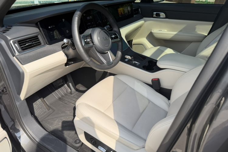 Used Li Auto ONE 2021 Extended-Range 6-Seater Version Interior 3