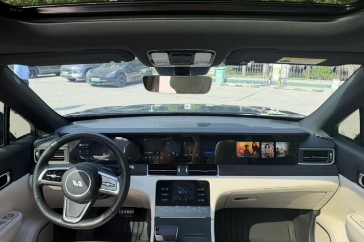 Used Li Auto ONE 2021 Extended-Range 6-Seater Version Interior 4