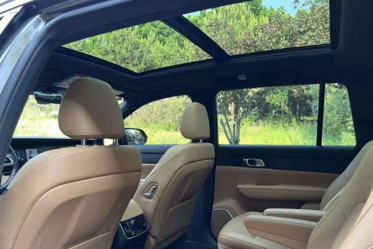 Used Li Auto ONE 2021 Extended-Range 6-Seater Version Interior 5