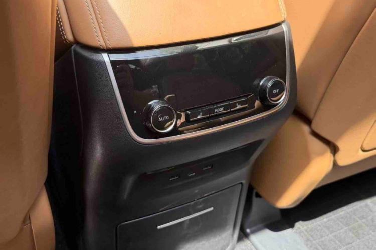 Used Li Auto ONE 2021 Extended-Range 6-Seater Version Interior 6