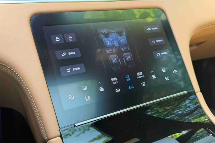 Used Li Auto ONE 2021 Extended-Range 6-Seater Version Interior 8