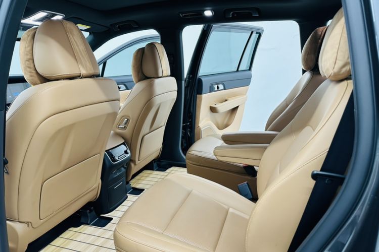 Used Li Auto ONE 2021 Extended-Range 6-Seater Version Interior 9