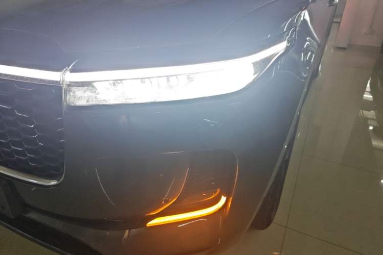 Used Li Auto ONE 2021 Extended-Range 6-Seater Version Left Front Headlight