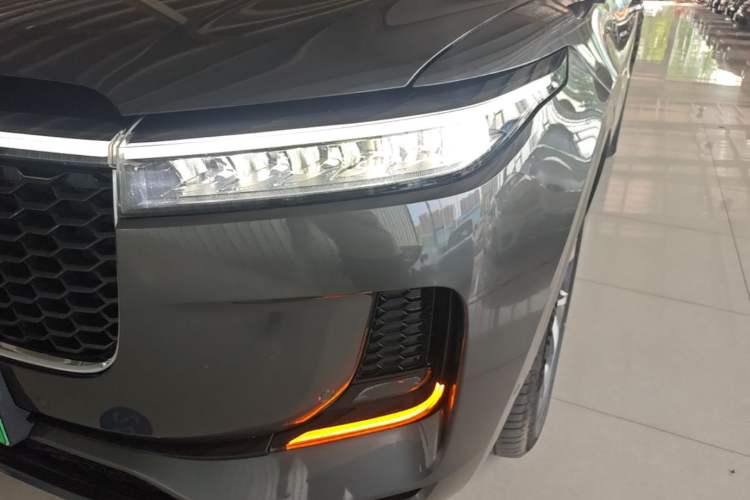 Used Li Auto ONE 2021 Extended-Range 6-Seater Version Left Front Headlight