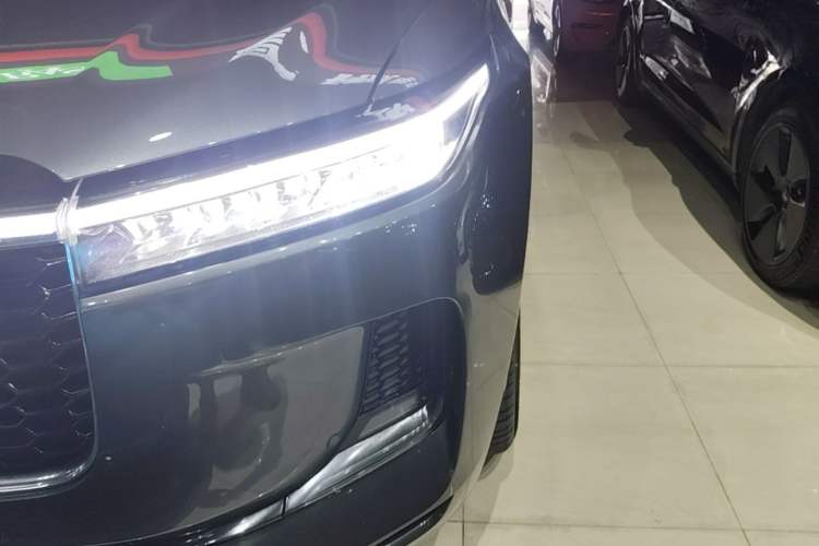 Used Li Auto ONE 2021 Extended-Range 6-Seater Version Left Front Headlight