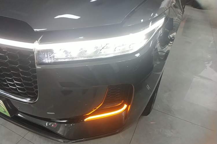 Used Li Auto ONE 2021 Extended-Range 6-Seater Version Left Front Headlight