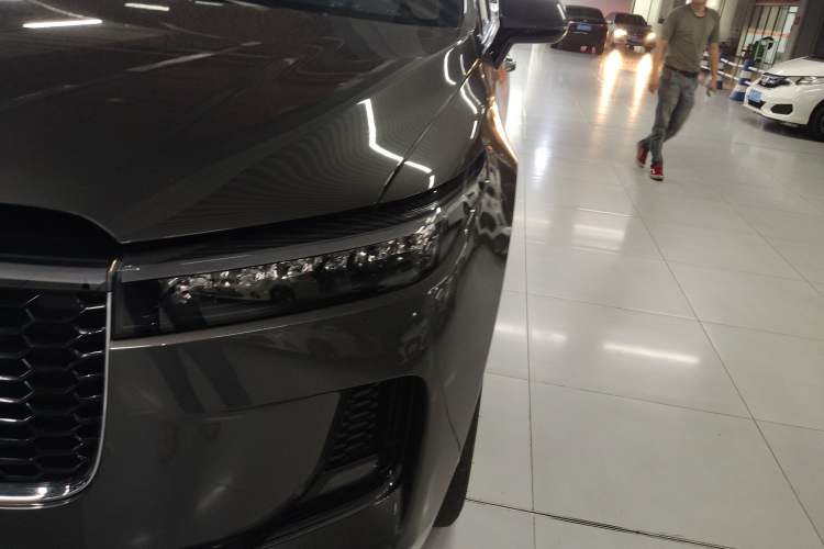 Used Li Auto ONE 2021 Extended-Range 6-Seater Version Left Front Headlight