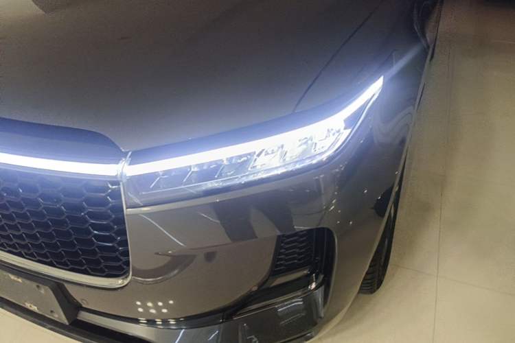 Used Li Auto ONE 2021 Extended-Range 6-Seater Version Left Front Headlight