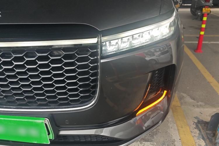 Used Li Auto ONE 2021 Extended-Range 6-Seater Version Left Front Headlight