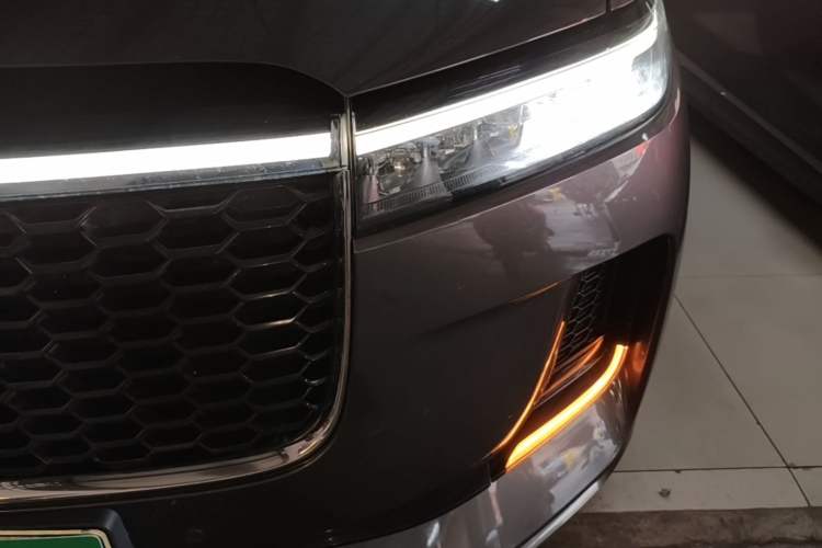 Used Li Auto ONE 2021 Extended-Range 6-Seater Version Left Front Headlight