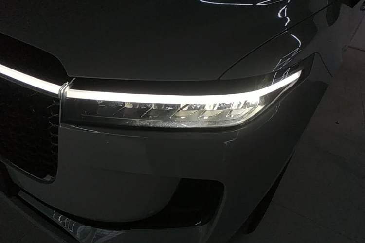 Used Li Auto ONE 2021 Extended-Range 6-Seater Version Left Front Headlight