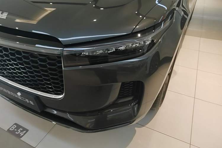 Used Li Auto ONE 2021 Extended-Range 6-Seater Version Left Front Headlight