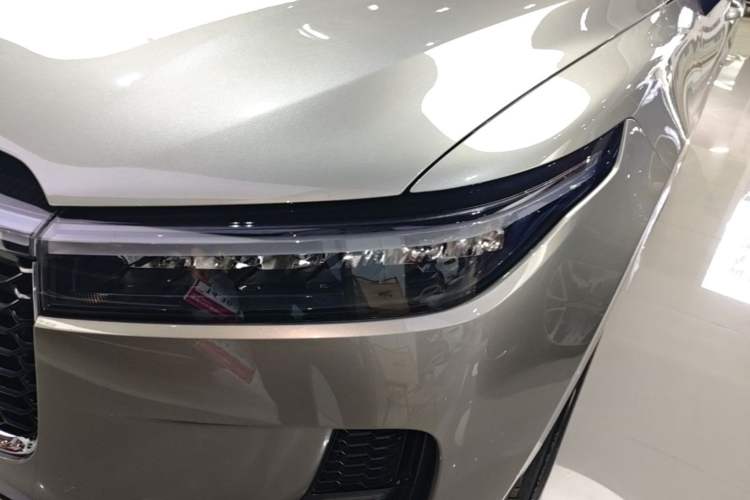 Used Li Auto ONE 2021 Extended-Range 6-Seater Version Left Front Headlight
