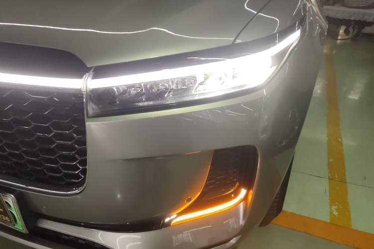 Used Li Auto ONE 2021 Extended-Range 6-Seater Version Left Front Headlight