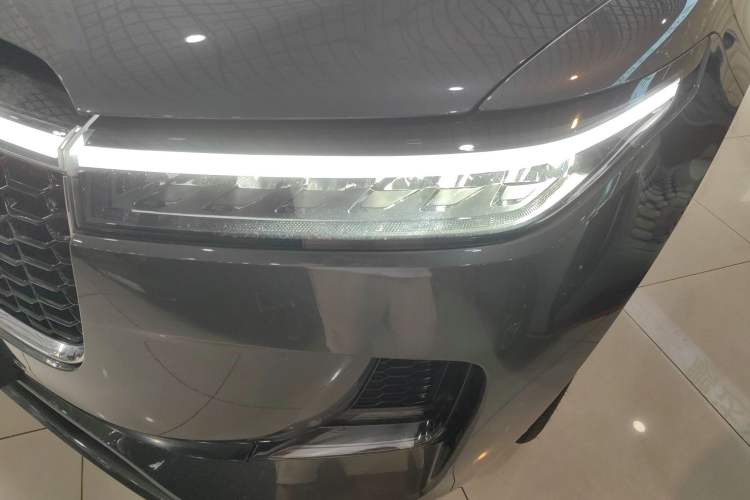 Used Li Auto ONE 2021 Extended-Range 6-Seater Version Left Front Headlight