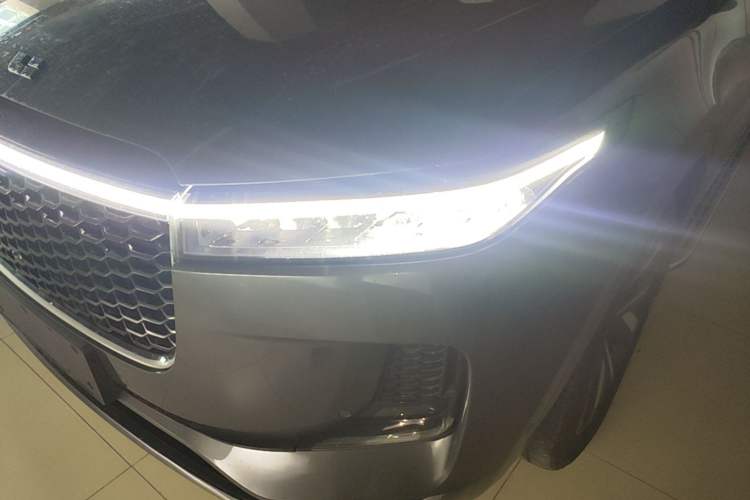Used Li Auto ONE 2021 Extended-Range 6-Seater Version Left Front Headlight