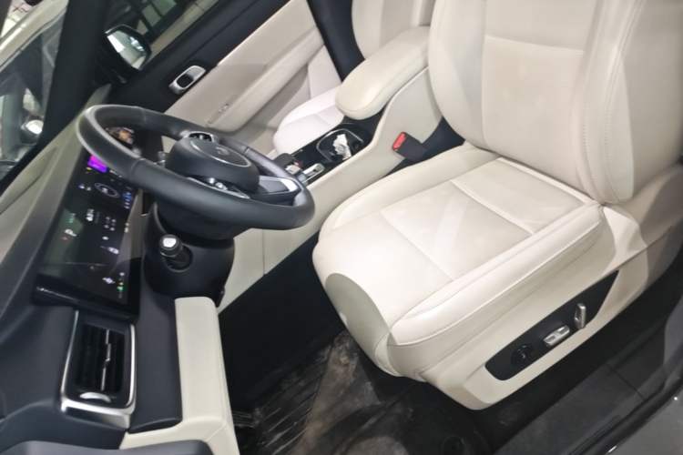 Used Li Auto ONE 2021 Extended-Range 6-Seater Version Left Front Seat
